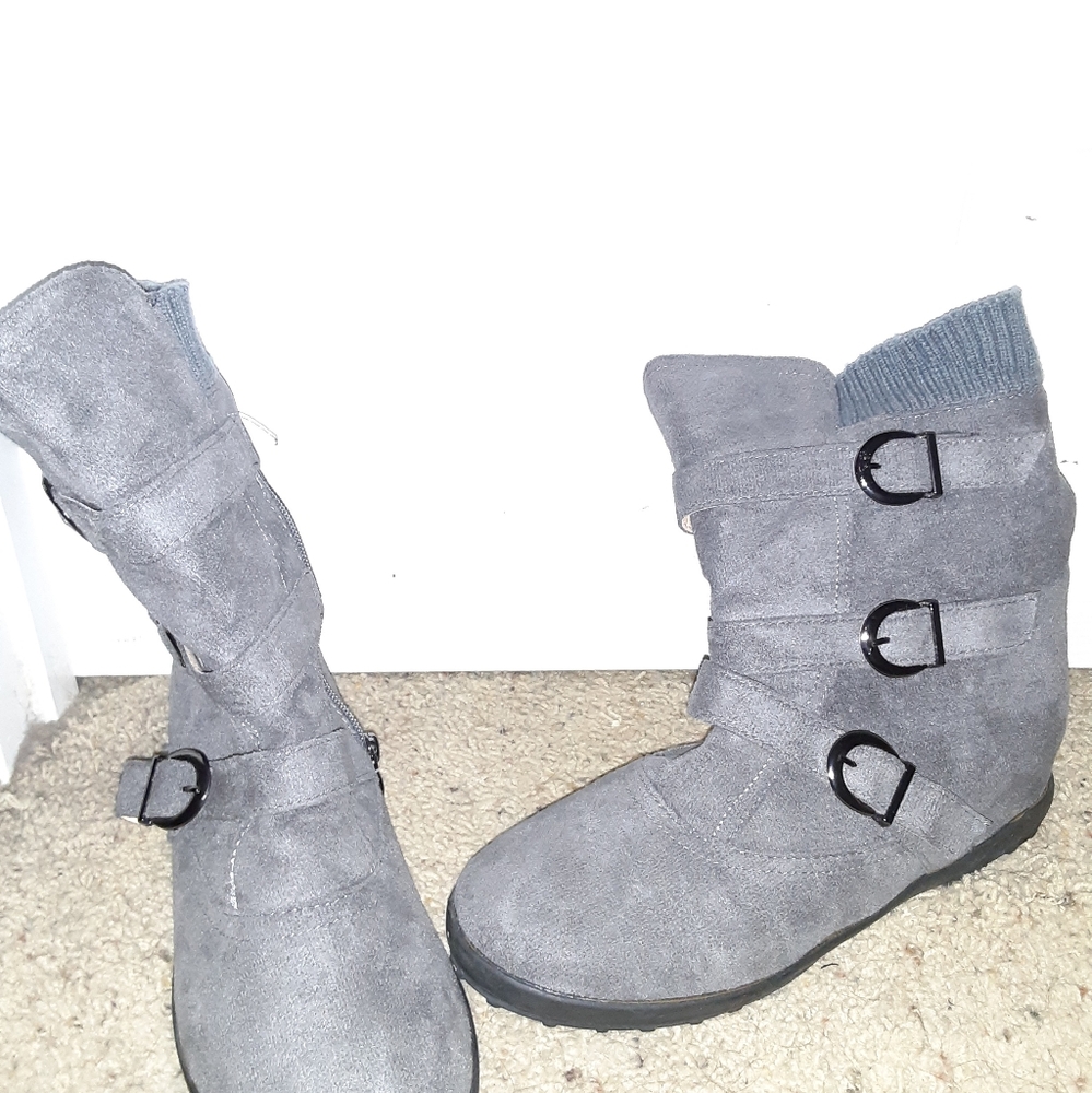 Mid Calf Ankle slouch bootie